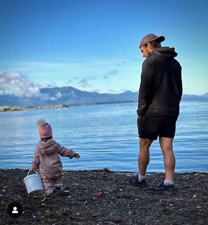 Image - Greyston Holt with his daughter, Sienna. 