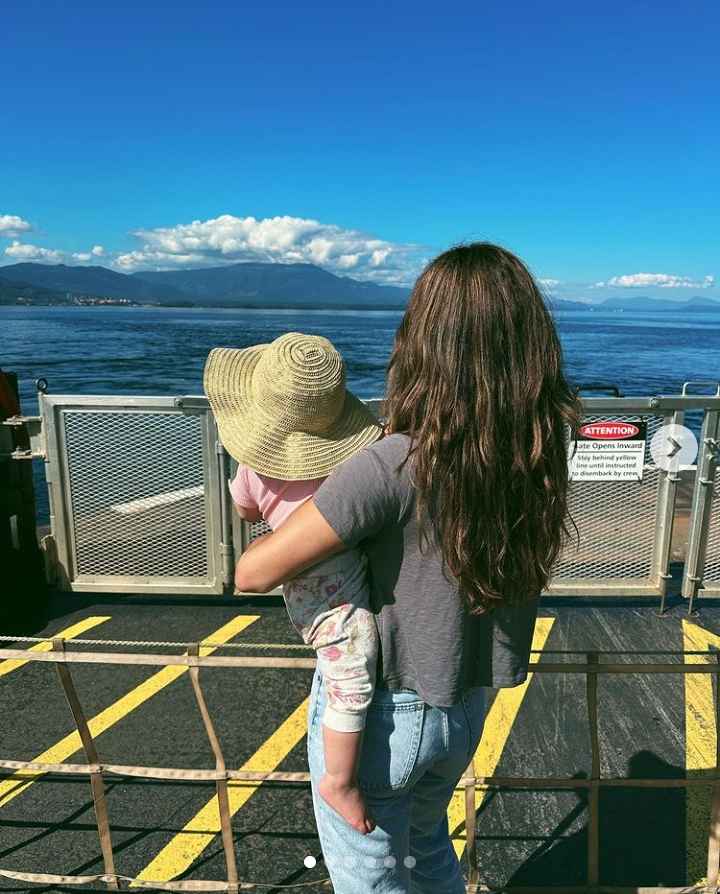 Image - Cristina Rosato with her daughter, Sienna. 