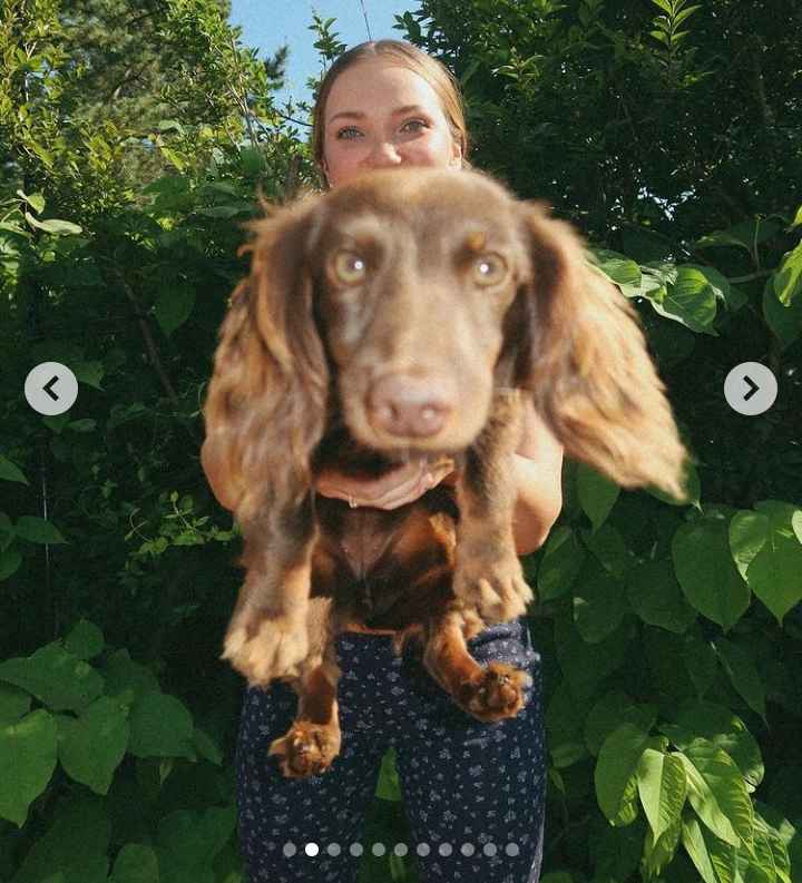 Image - Alyssa McKay with her pet dog. (Source: @alyssamckayyy / Instagram). 