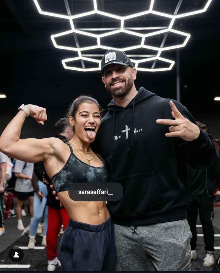 Image - Bradley Martyn with his rumored girlfriend & fellow fitness instructor, Sara Saffari. (Source: @BradleyMartyn / Instagram). 