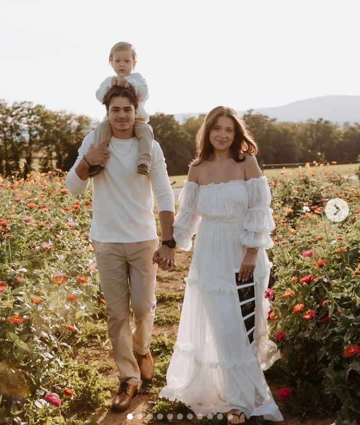 Image - Addie McCracken with her soon-to-be husband, Brady Stauffer, and son, Rustyn. (Source: @addie_mccracken123 / Instagram). 