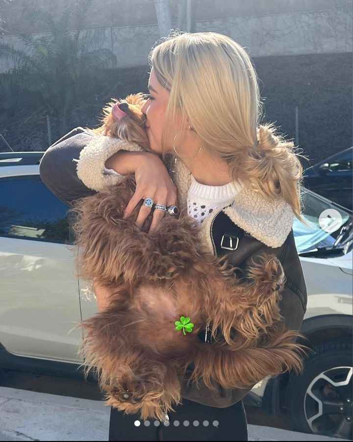 Image - Hannah Kepple in a cute lil photo with her adorable pet dog, Osa.