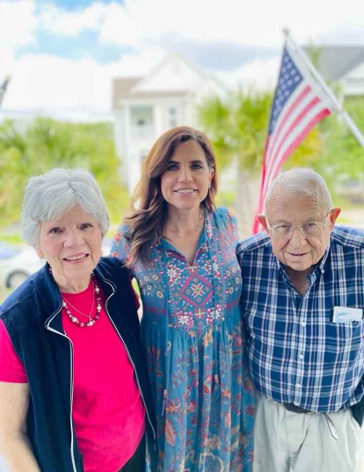 Image - Nancy Mace in a family photo with her parents, James Emory and Anne Mace. 