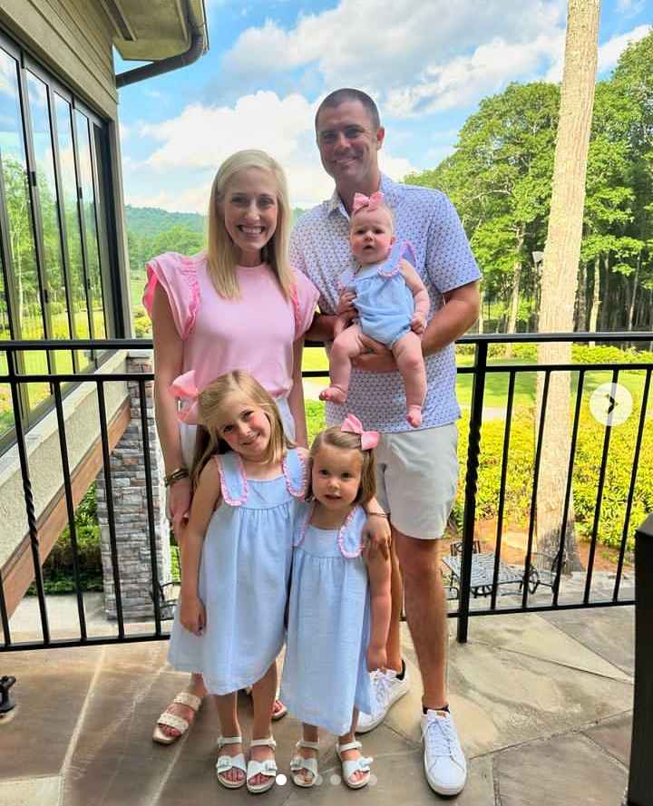 Image - Wesley Bryan in a cute lil family photo with his wife, Elizabeth Gray, and three daughters, Hadley, Winnie, and Millie Bryan. 