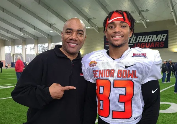 Image - Calvin Austin III in a cute lil photo with his dad, Calvin Austin II. 